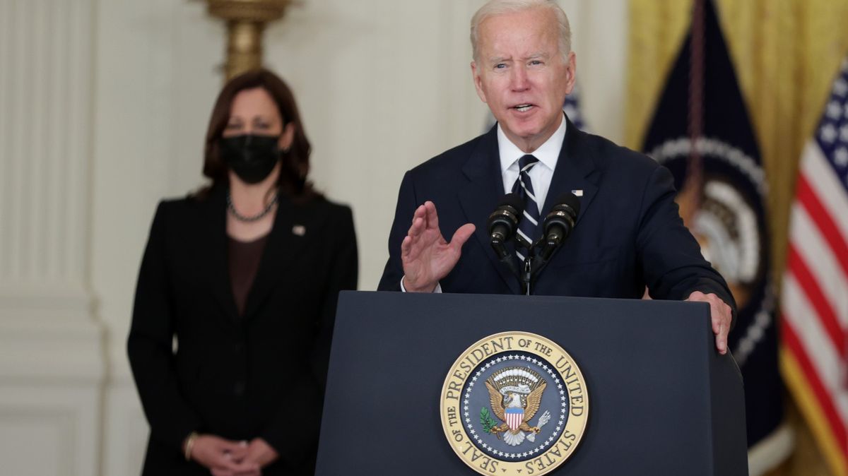 Biden: Demokraté se shodli na podobě obřího investičního balíku
